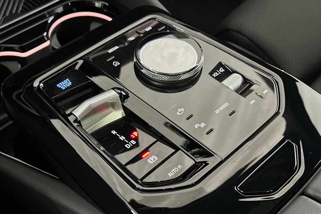 2024 BMW i5 eDrive40 13