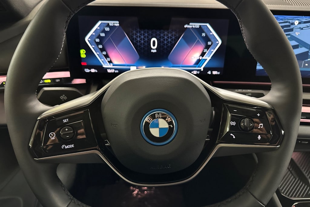 2024 BMW i5 eDrive40 26