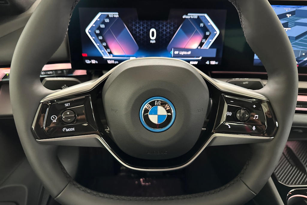 2024 BMW i5 eDrive40 25