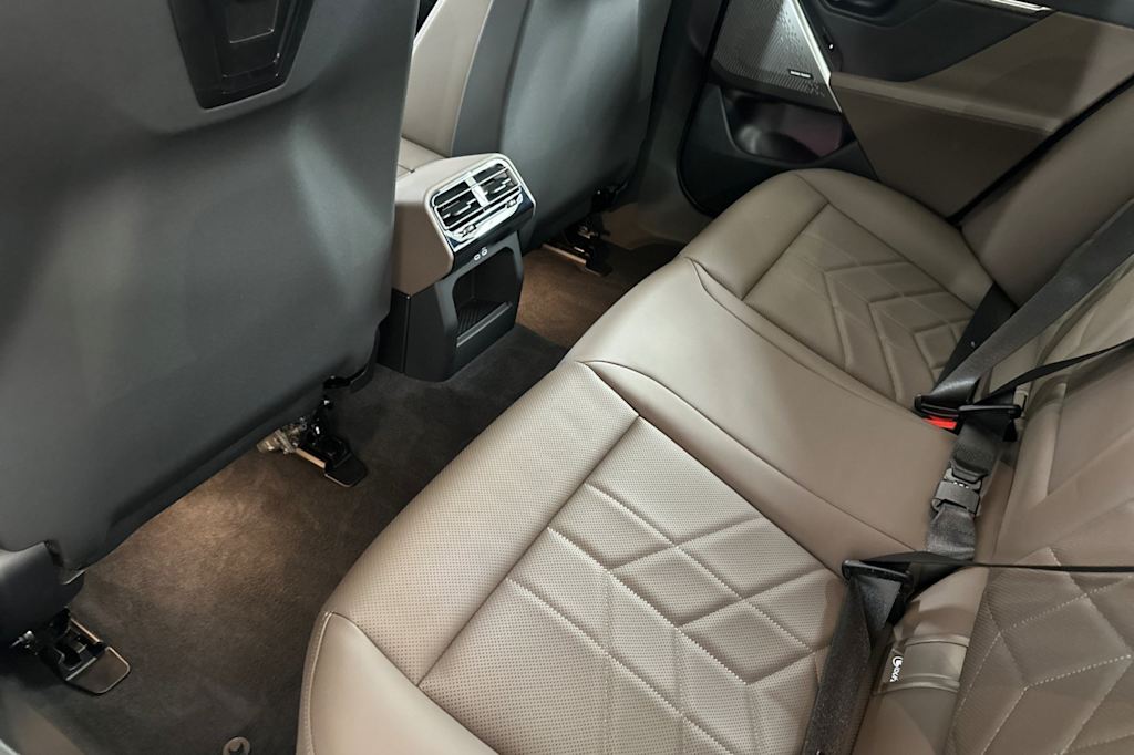 2024 BMW i5 eDrive40 9