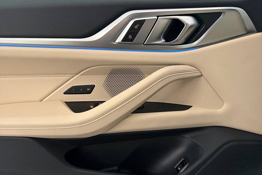 Thumbnail: 2023 BMW i4 - 20