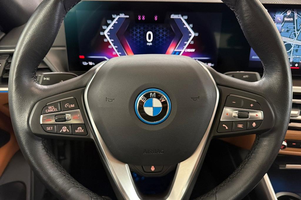 Thumbnail: 2023 BMW i4 - 27