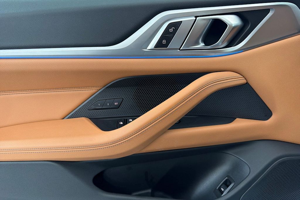 Thumbnail: 2023 BMW i4 - 20
