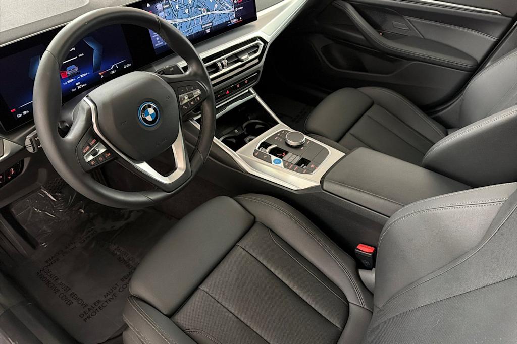 Thumbnail: 2023 BMW i4 - 9