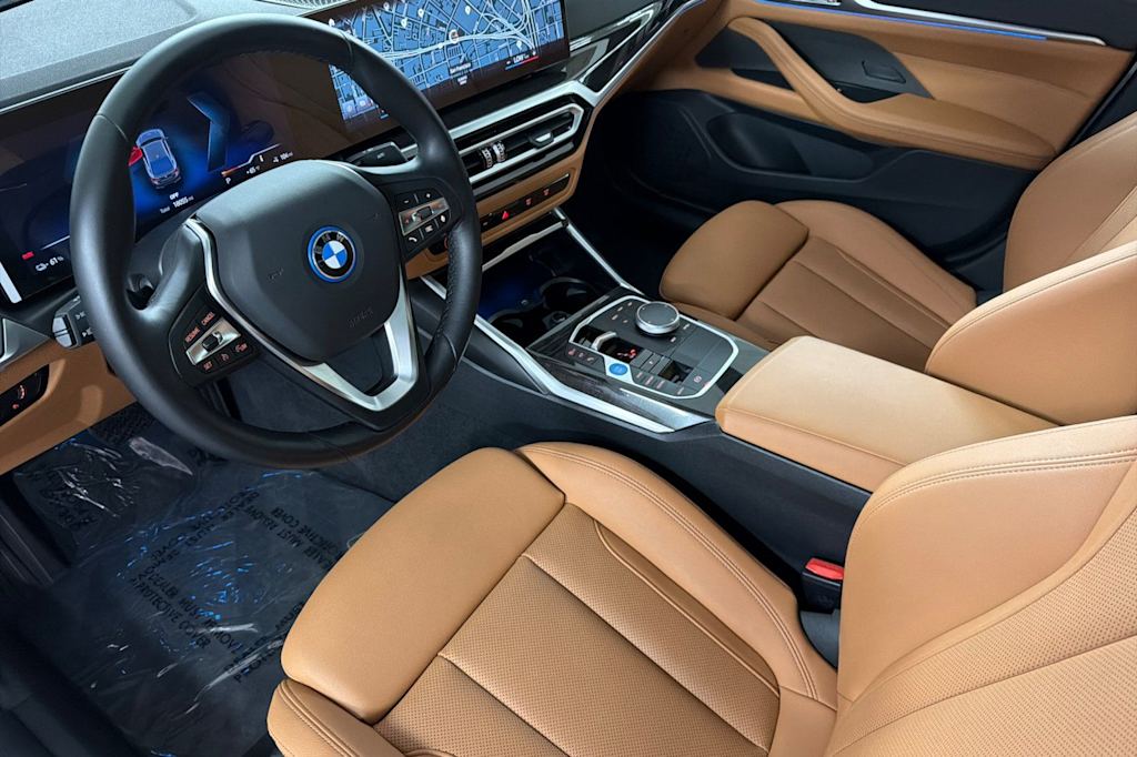 Thumbnail: 2023 BMW i4 - 9