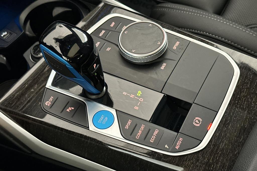 Thumbnail: 2023 BMW i4 - 14