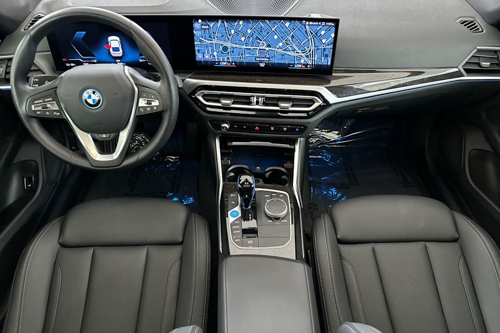 Thumbnail: 2023 BMW i4 - 2