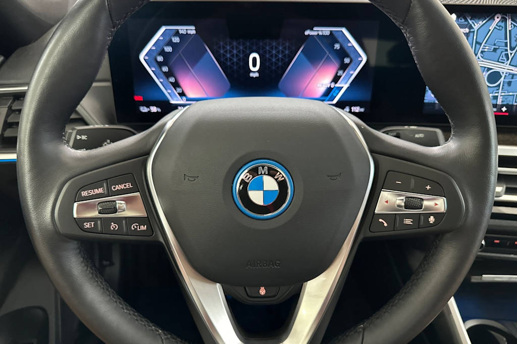 Thumbnail: 2023 BMW i4 - 27