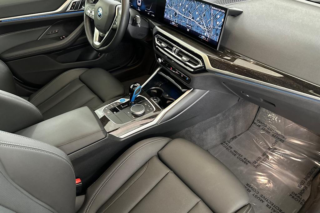Thumbnail: 2023 BMW i4 - 12