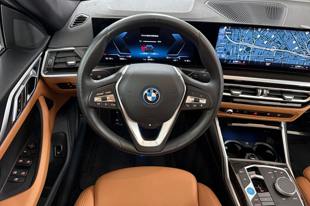 Thumbnail: 2023 BMW i4 - 11