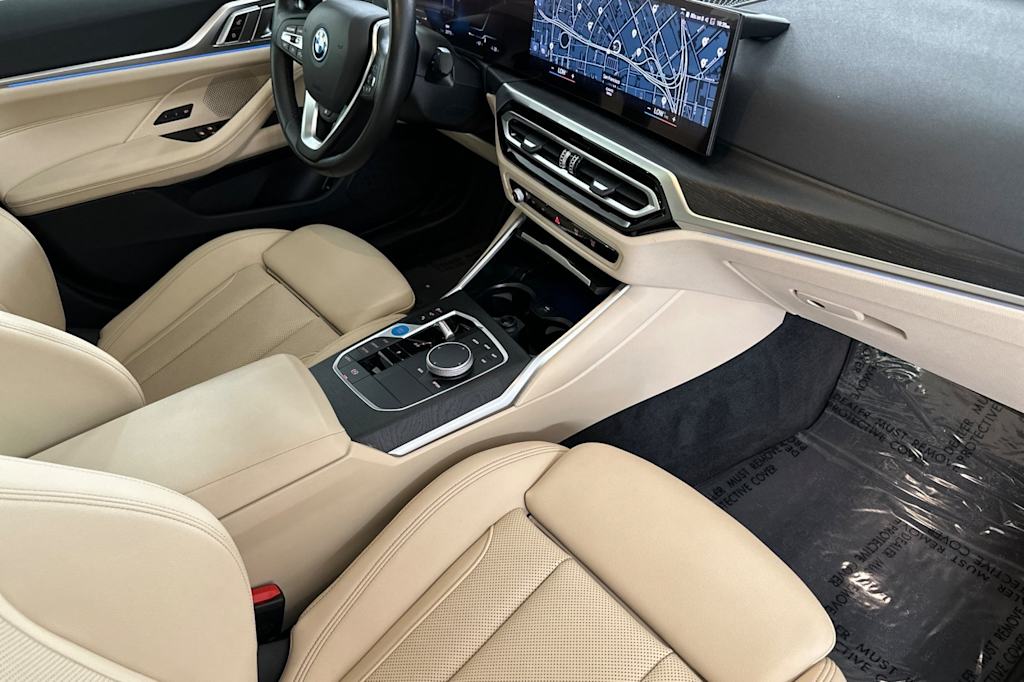 Thumbnail: 2023 BMW i4 - 11