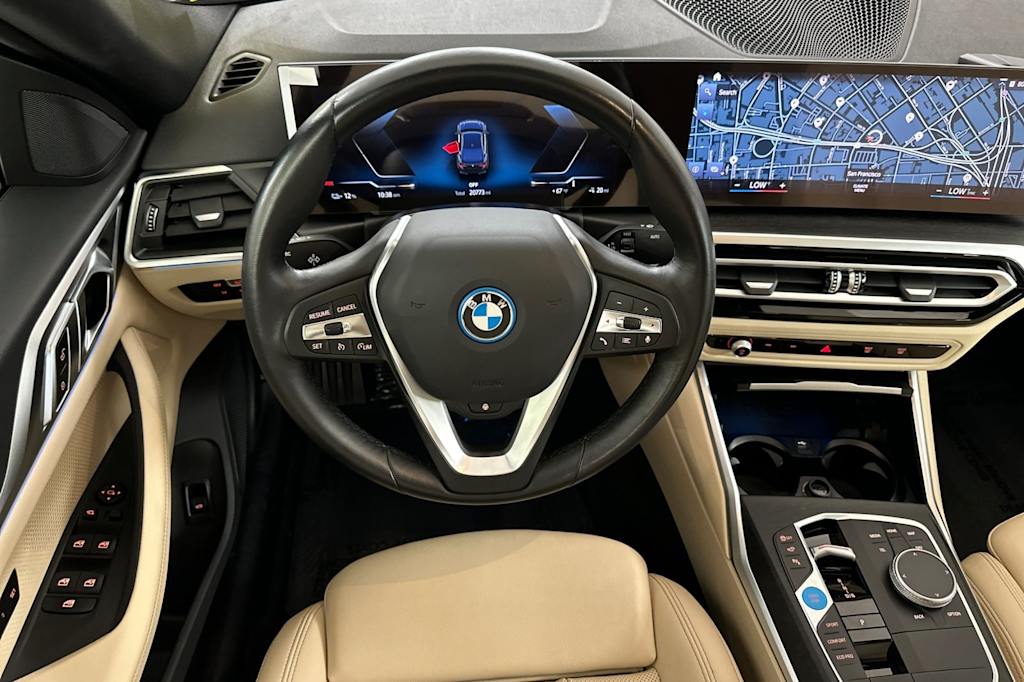 Thumbnail: 2023 BMW i4 - 10