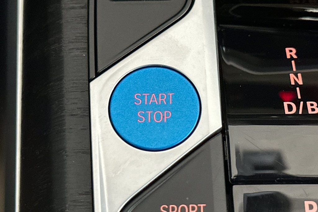 Thumbnail: 2023 BMW i4 - 26