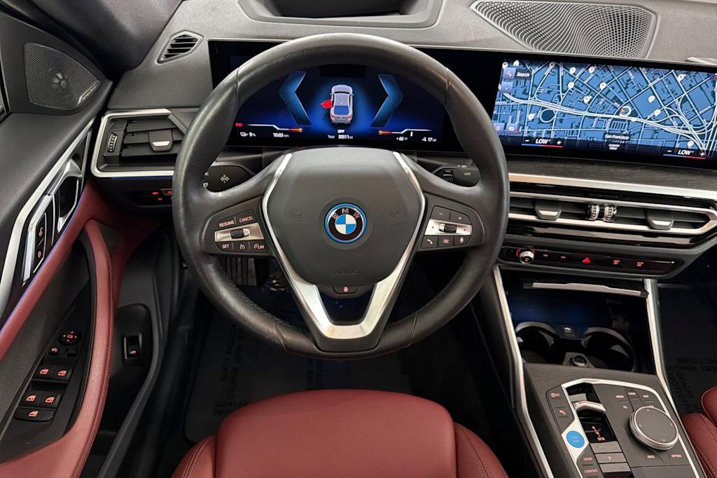 Thumbnail: 2023 BMW i4 - 11