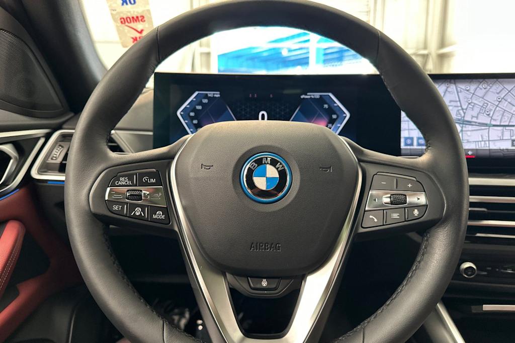 Thumbnail: 2023 BMW i4 - 13