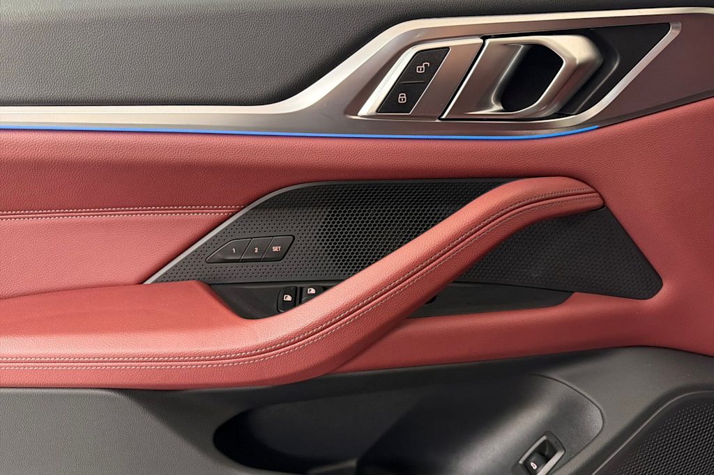 Thumbnail: 2023 BMW i4 - 20