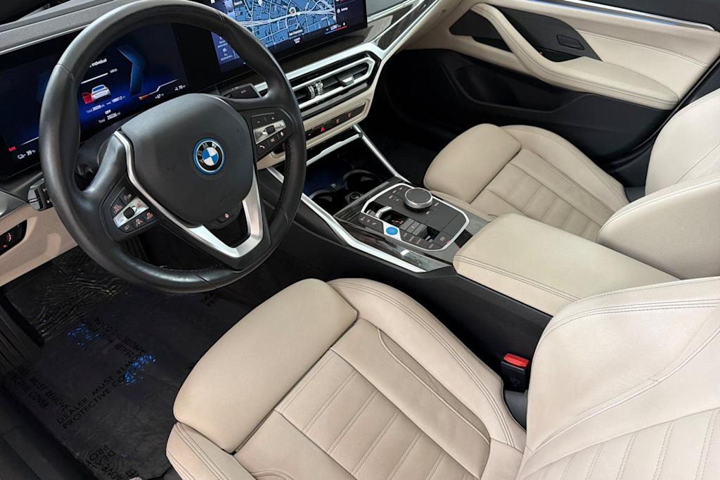 Thumbnail: 2023 BMW i4 - 9