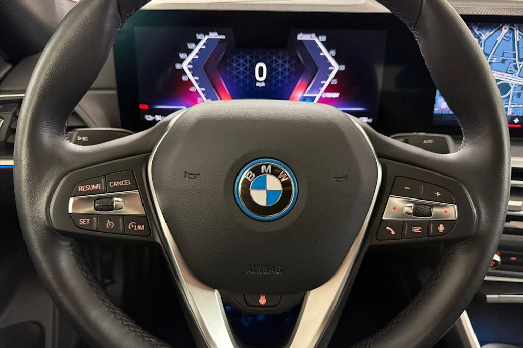 Thumbnail: 2023 BMW i4 - 25