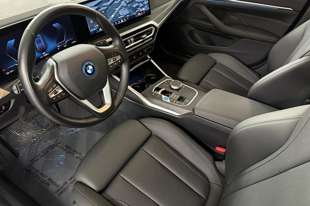 Thumbnail: 2024 BMW i4 - 9