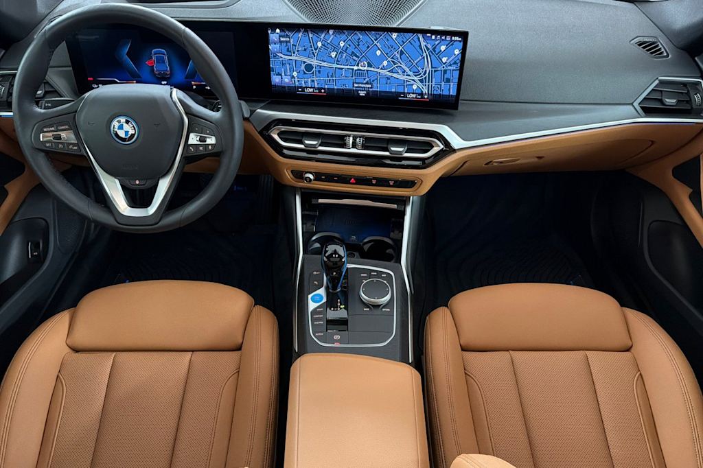 Thumbnail: 2023 BMW i4 - 2