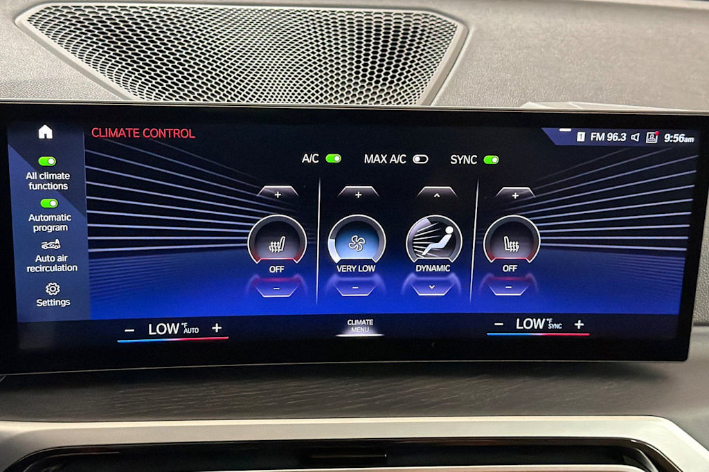 Thumbnail: 2023 BMW i4 - 25