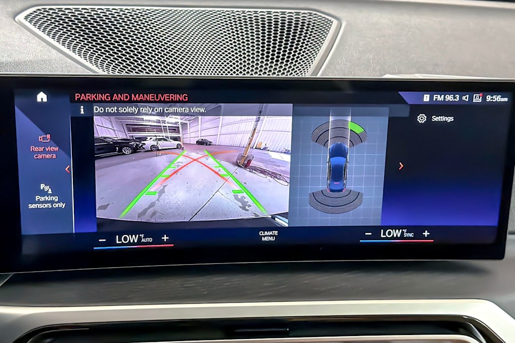 Thumbnail: 2023 BMW i4 - 24