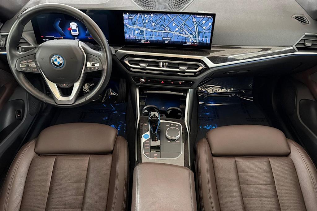 Thumbnail: 2023 BMW i4 - 2