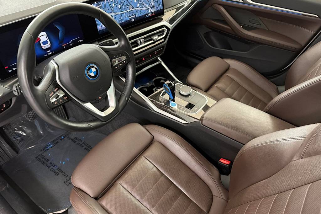 Thumbnail: 2023 BMW i4 - 9