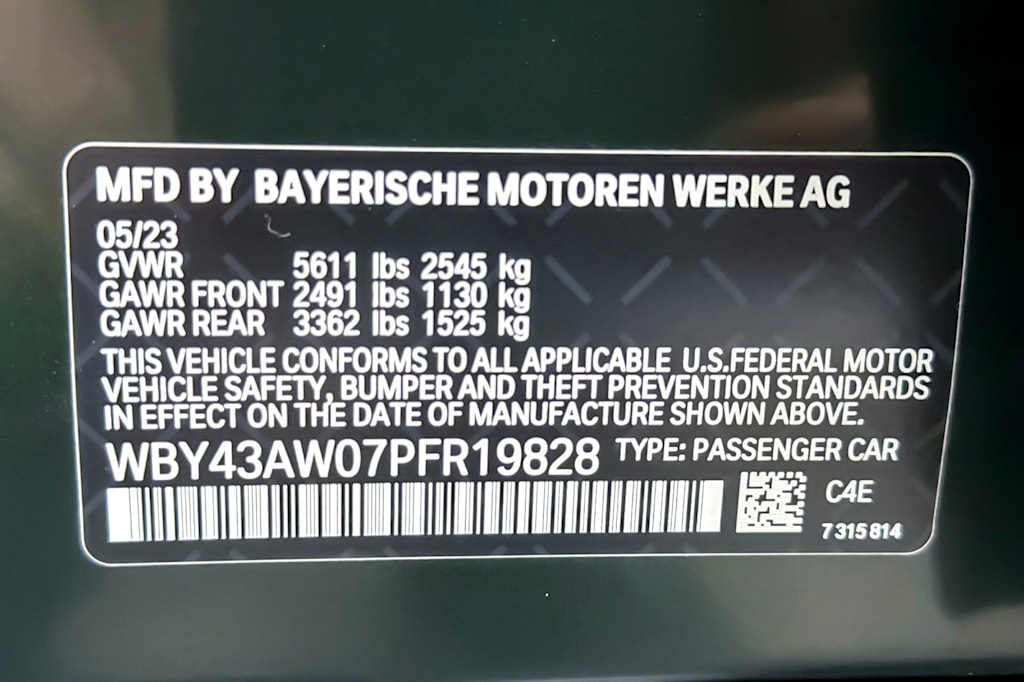 Thumbnail: 2023 BMW i4 - 28