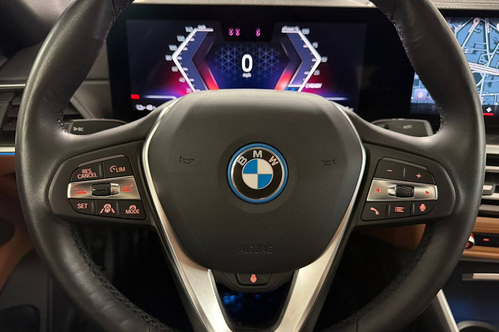 Thumbnail: 2023 BMW i4 - 25