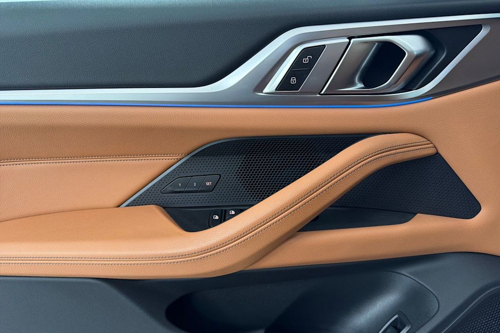 Thumbnail: 2023 BMW i4 - 20