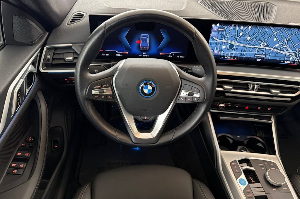 Thumbnail: 2023 BMW i4 - 11