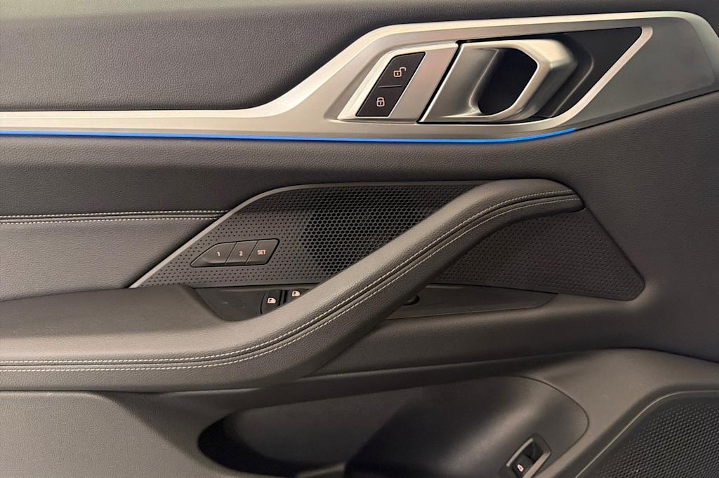 Thumbnail: 2023 BMW i4 - 20