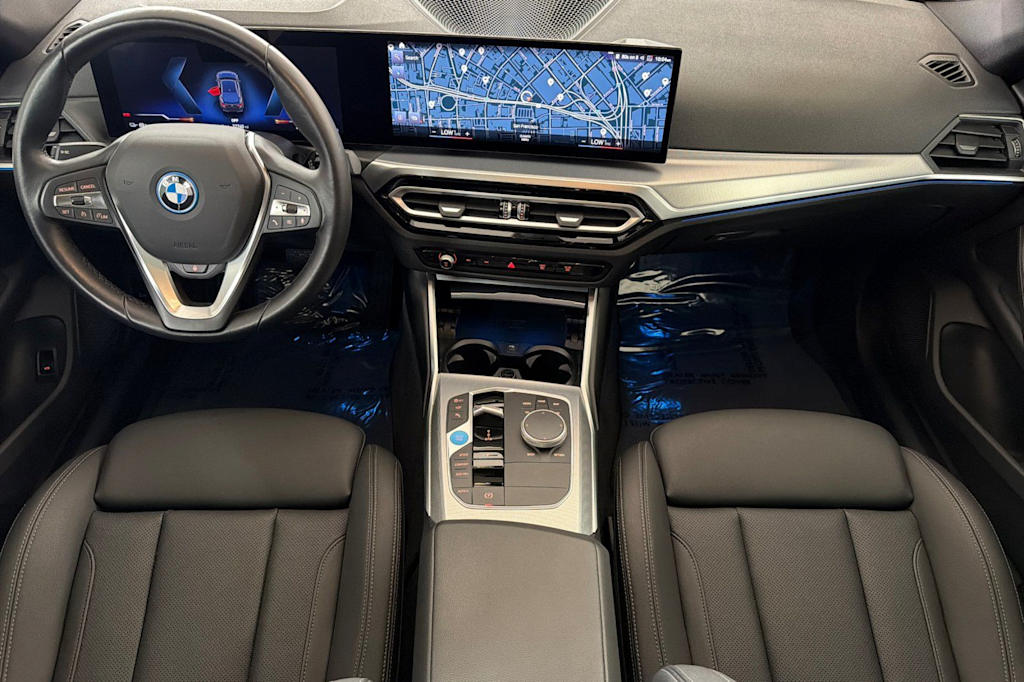 Thumbnail: 2023 BMW i4 - 2