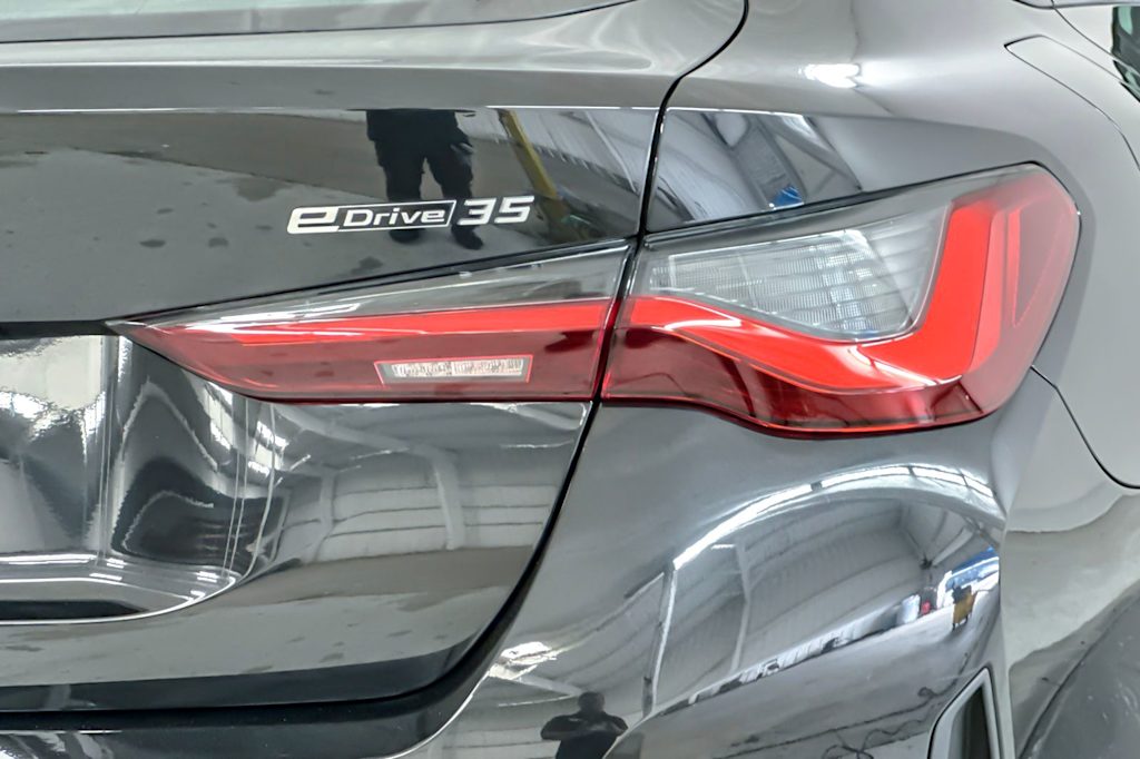 Thumbnail: 2023 BMW i4 - 28