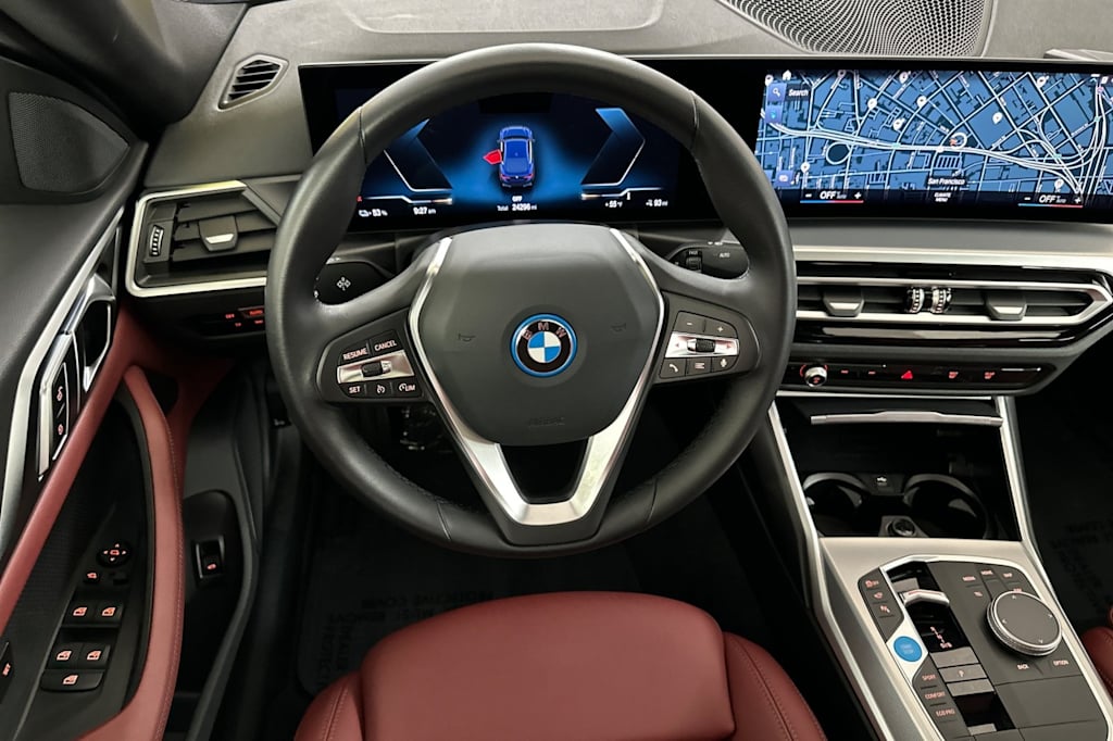 2023 BMW i4 eDrive35 11