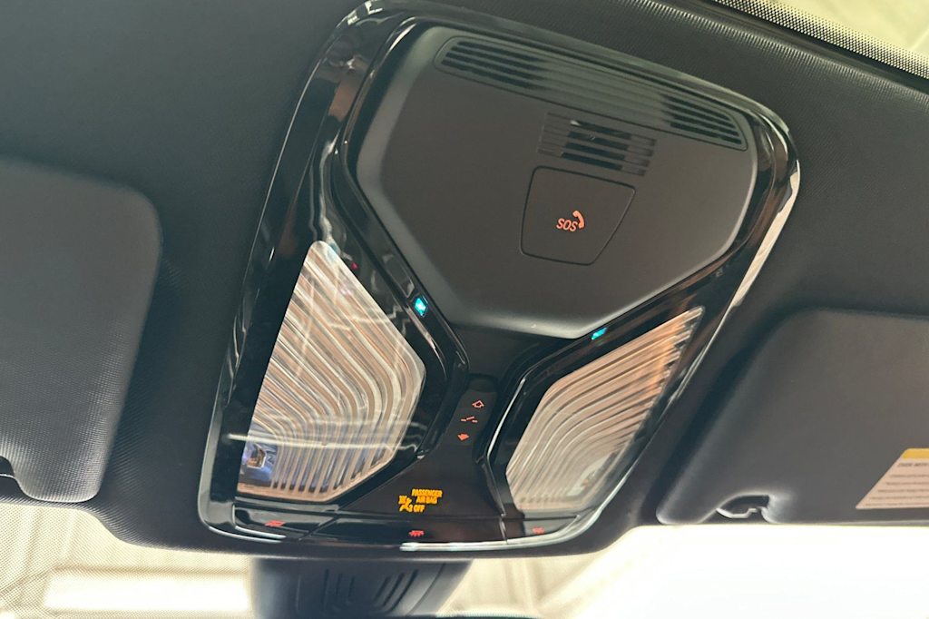Thumbnail: 2023 BMW i4 - 31