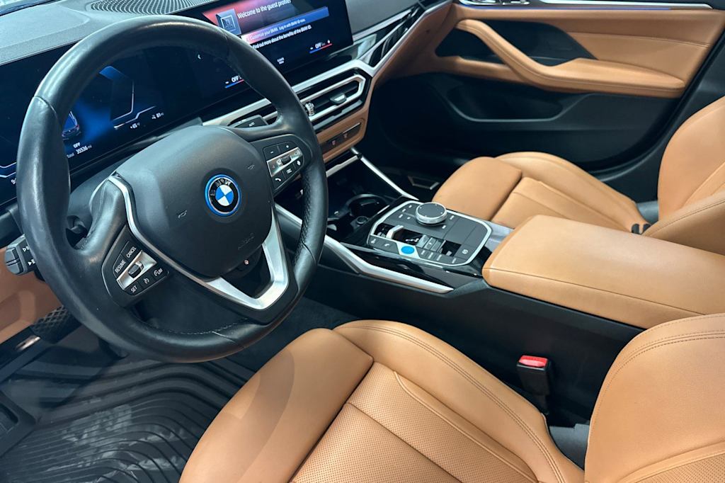 Thumbnail: 2023 BMW i4 - 9