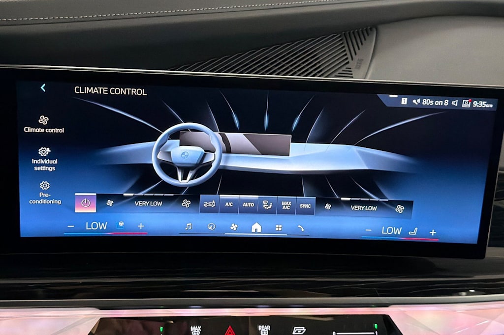 Thumbnail: 2025 BMW i7 - 7