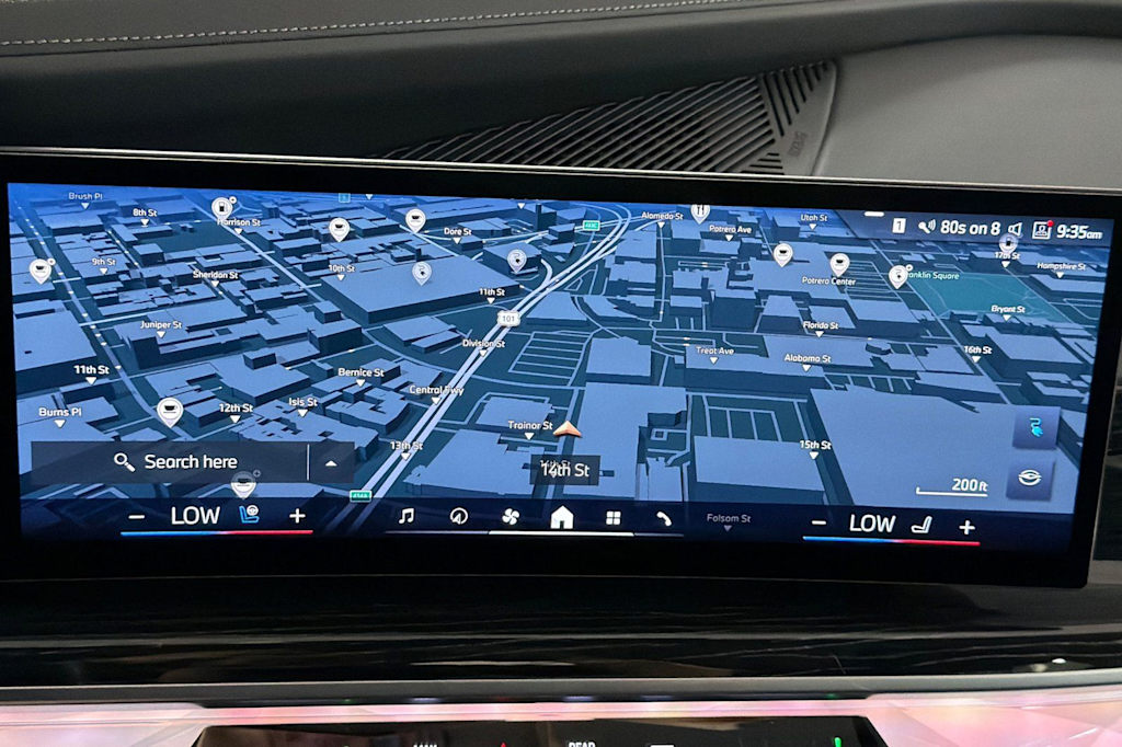 Thumbnail: 2025 BMW i7 - 16
