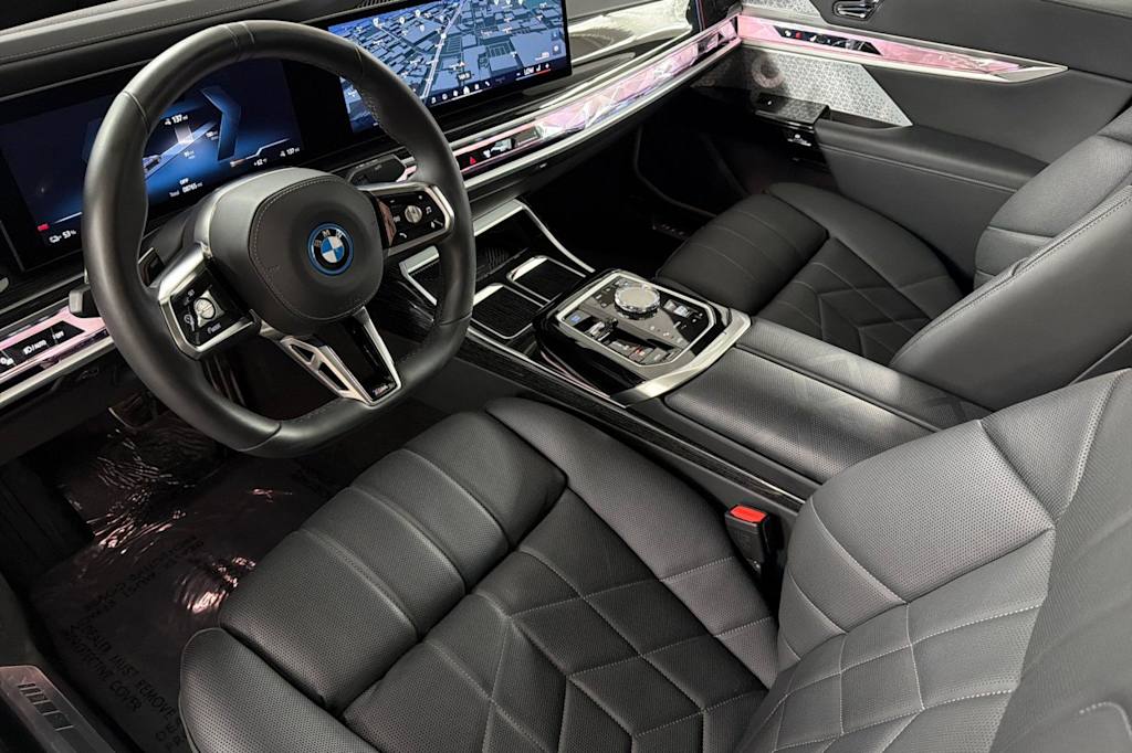 Thumbnail: 2025 BMW i7 - 9