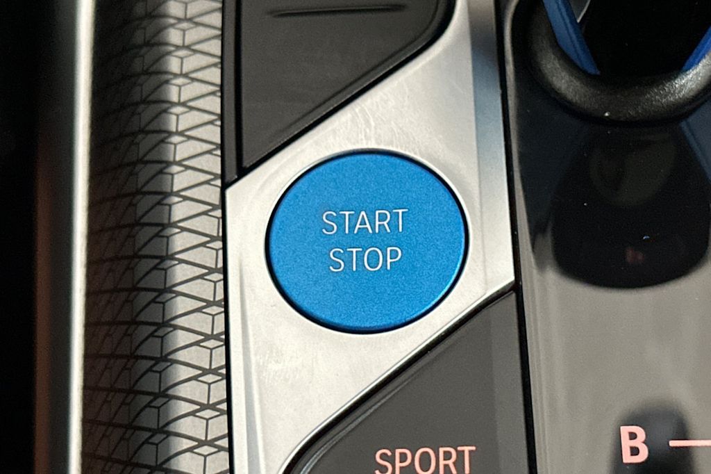 2022 BMW i4 eDrive40 24
