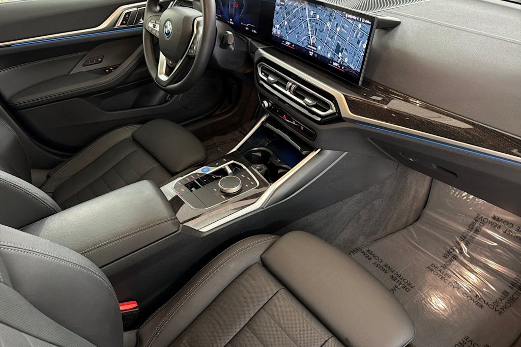 Thumbnail: 2023 BMW i4 - 12