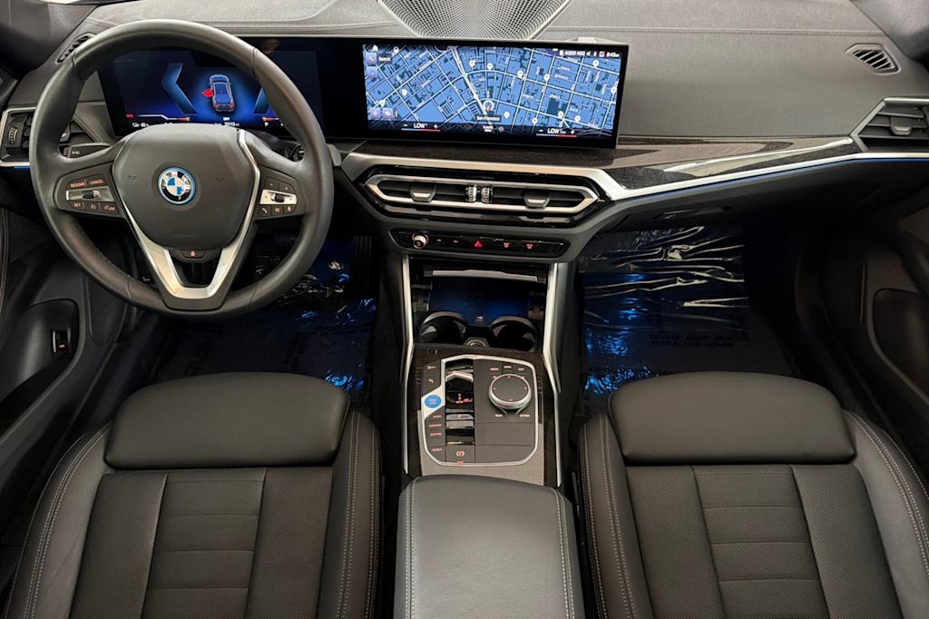 Thumbnail: 2023 BMW i4 - 2