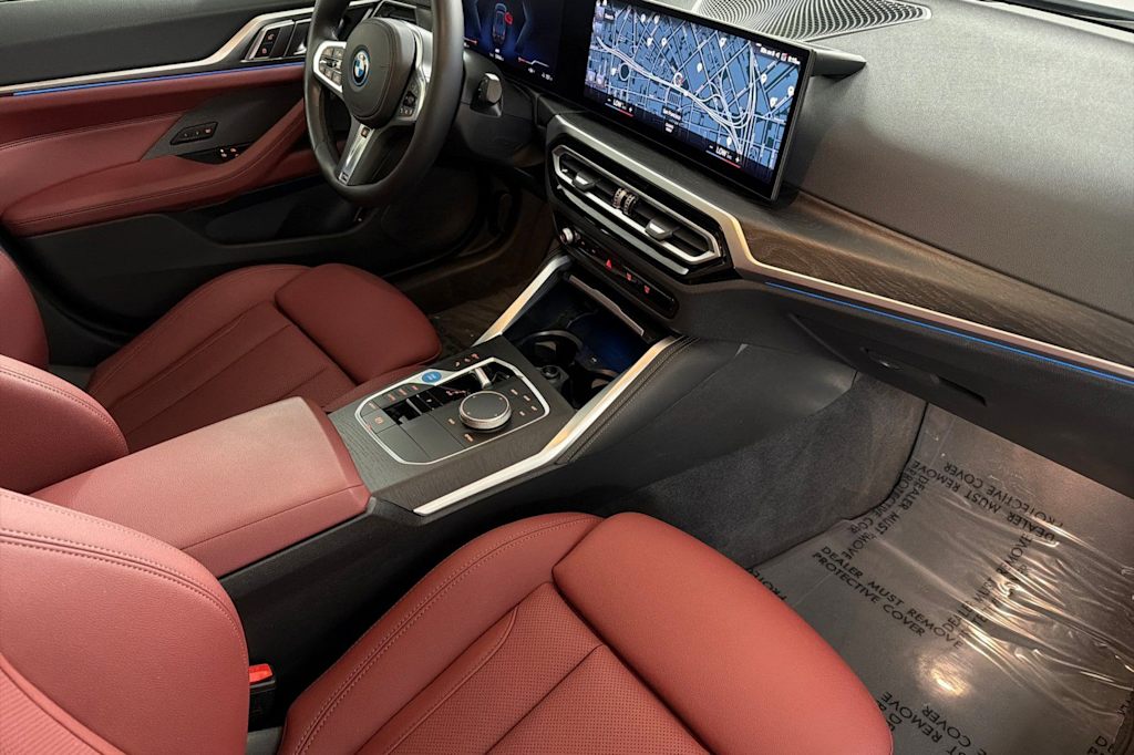 Thumbnail: 2023 BMW i4 - 12