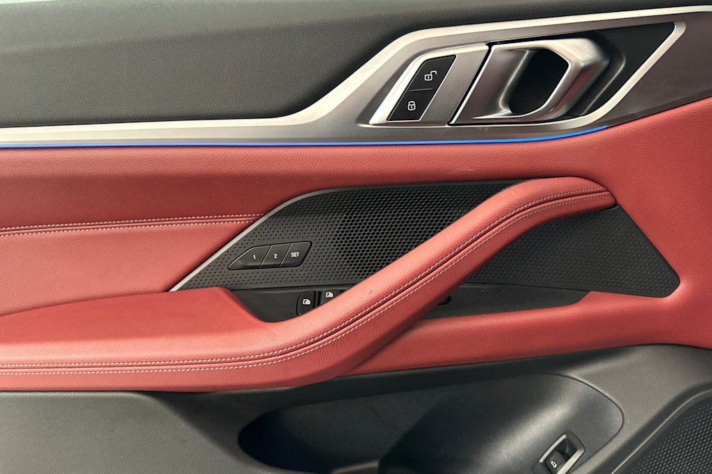 Thumbnail: 2022 BMW i4 - 19