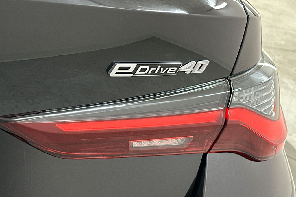 Thumbnail: 2023 BMW i4 - 7