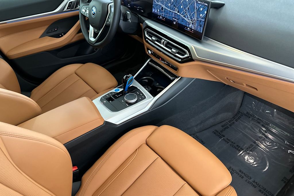 Thumbnail: 2023 BMW i4 - 12