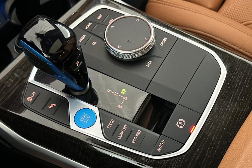 Thumbnail: 2023 BMW i4 - 23