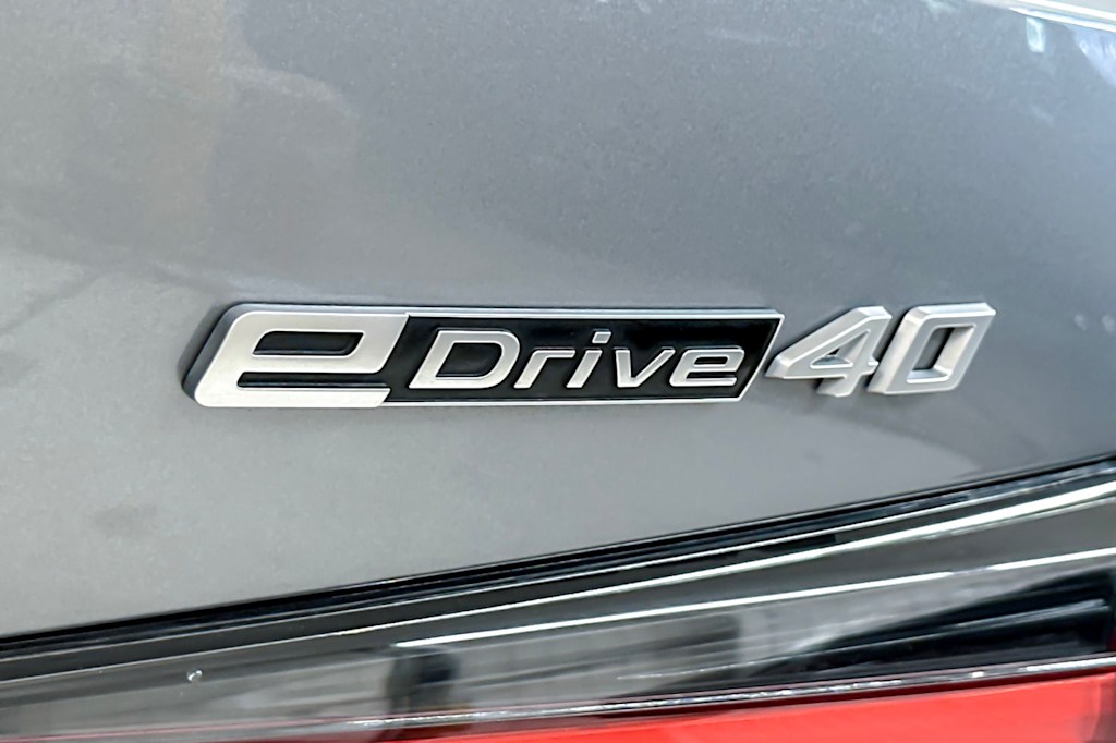 Thumbnail: 2023 BMW i4 - 26